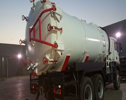 Vacuum Tanker