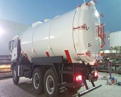 Vacuum Tanker